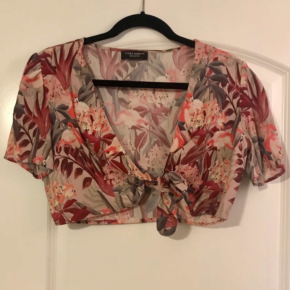 Low cut floral top